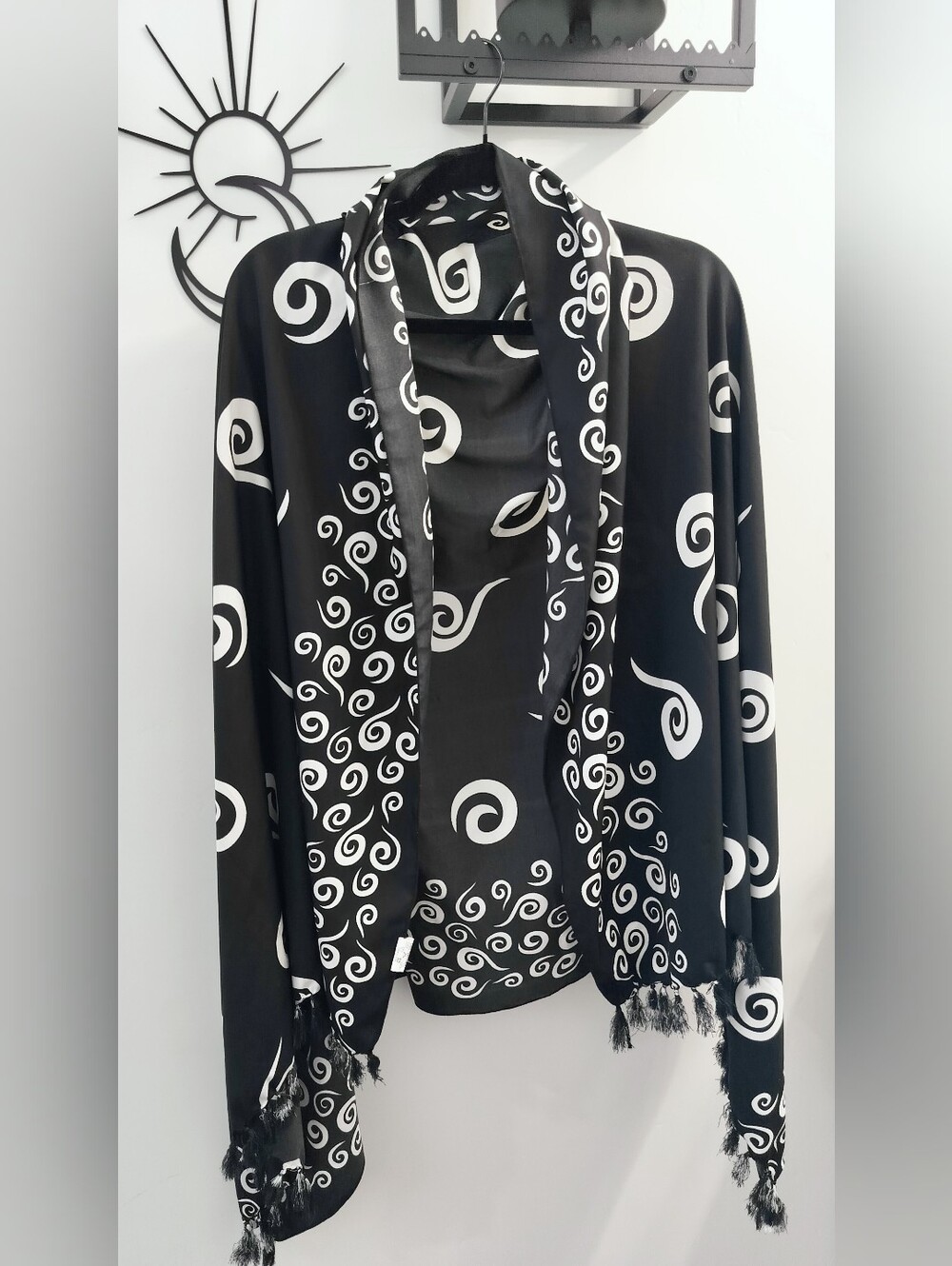 Rima Beachworld Black White Spiral Printed Fringed Shawl Cover-Up EUC